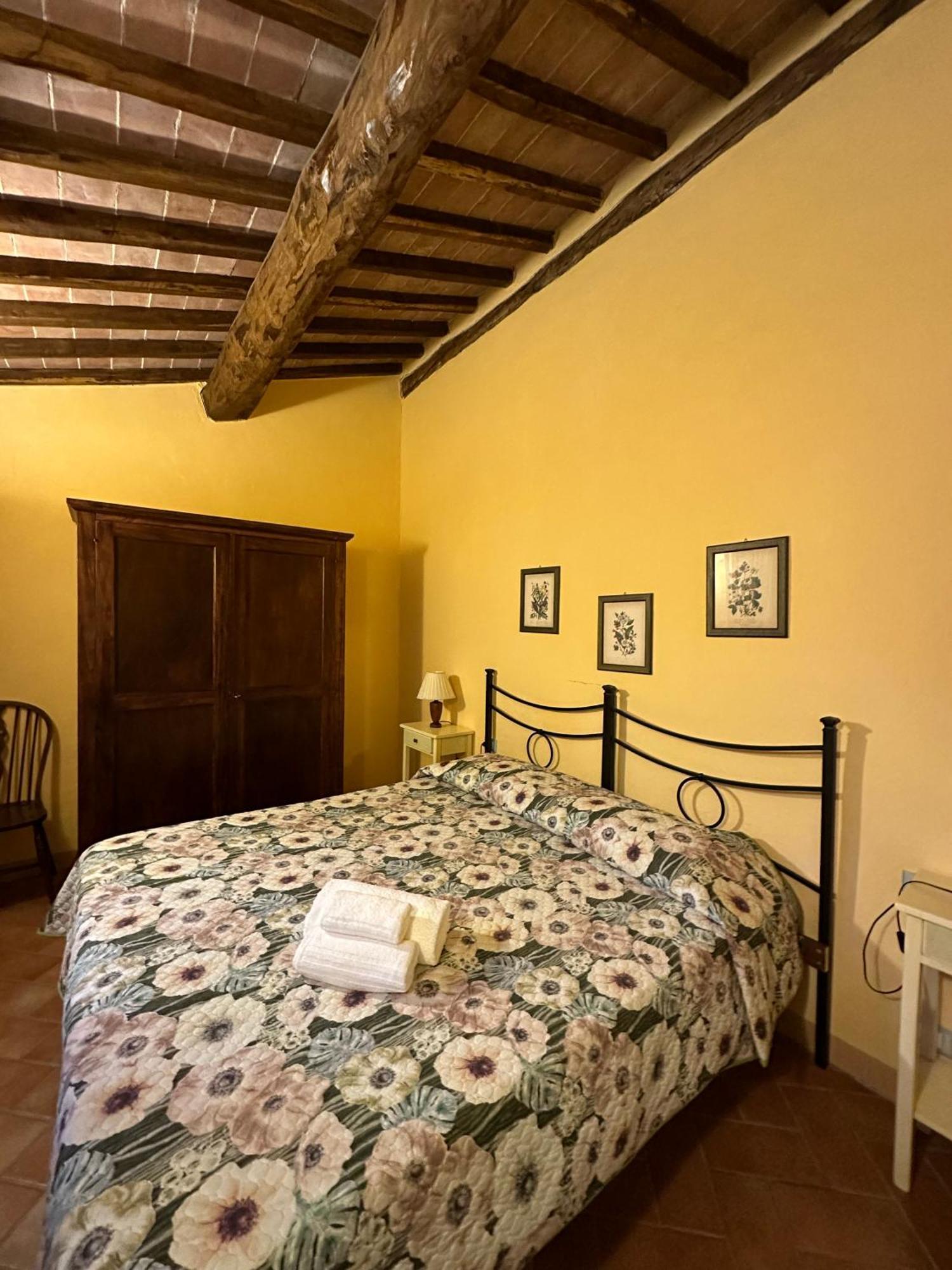 Borgo Tignano Apartamento Casole dʼElsa Exterior foto