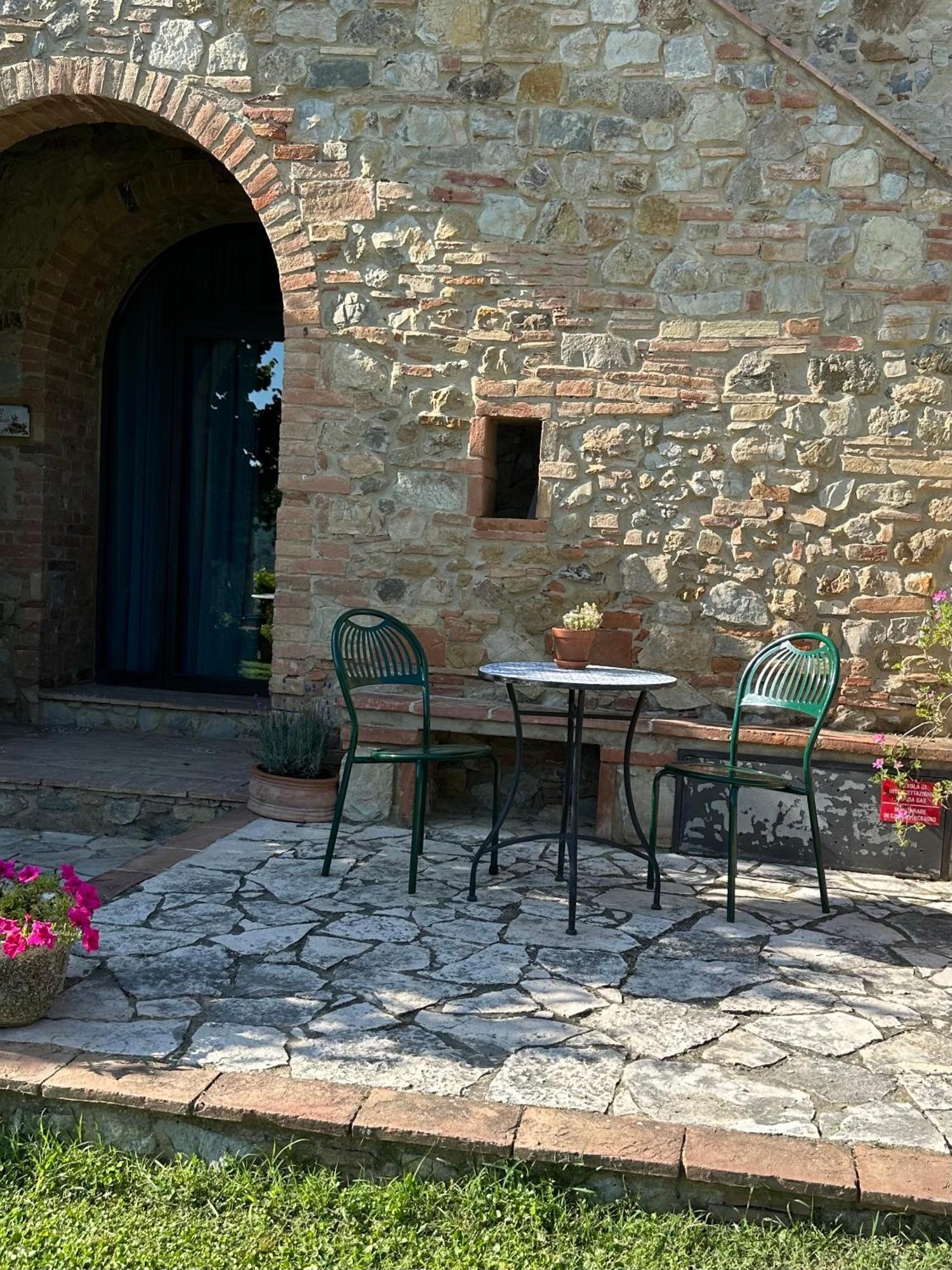 Borgo Tignano Apartamento Casole dʼElsa Exterior foto