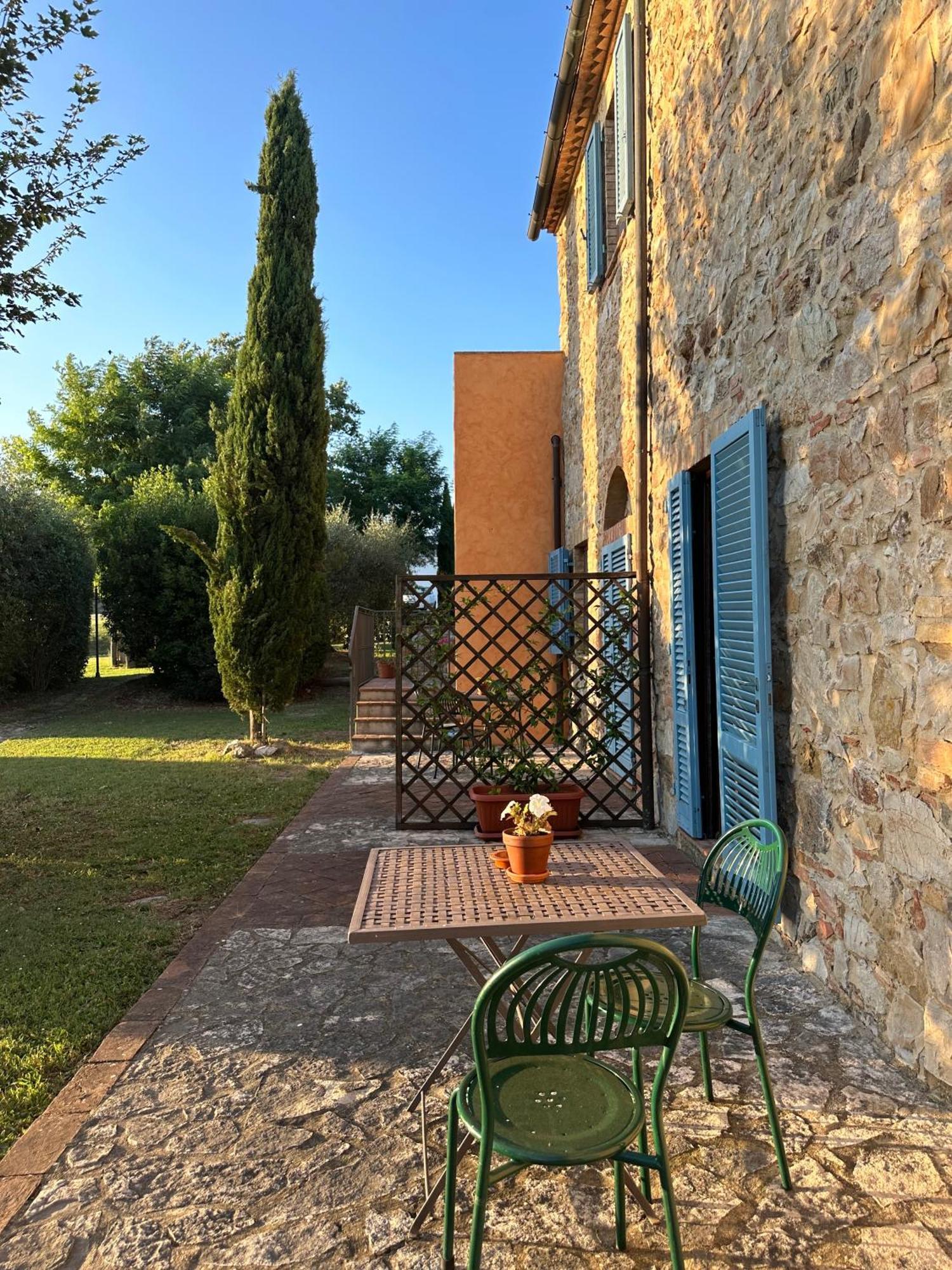 Borgo Tignano Apartamento Casole dʼElsa Exterior foto