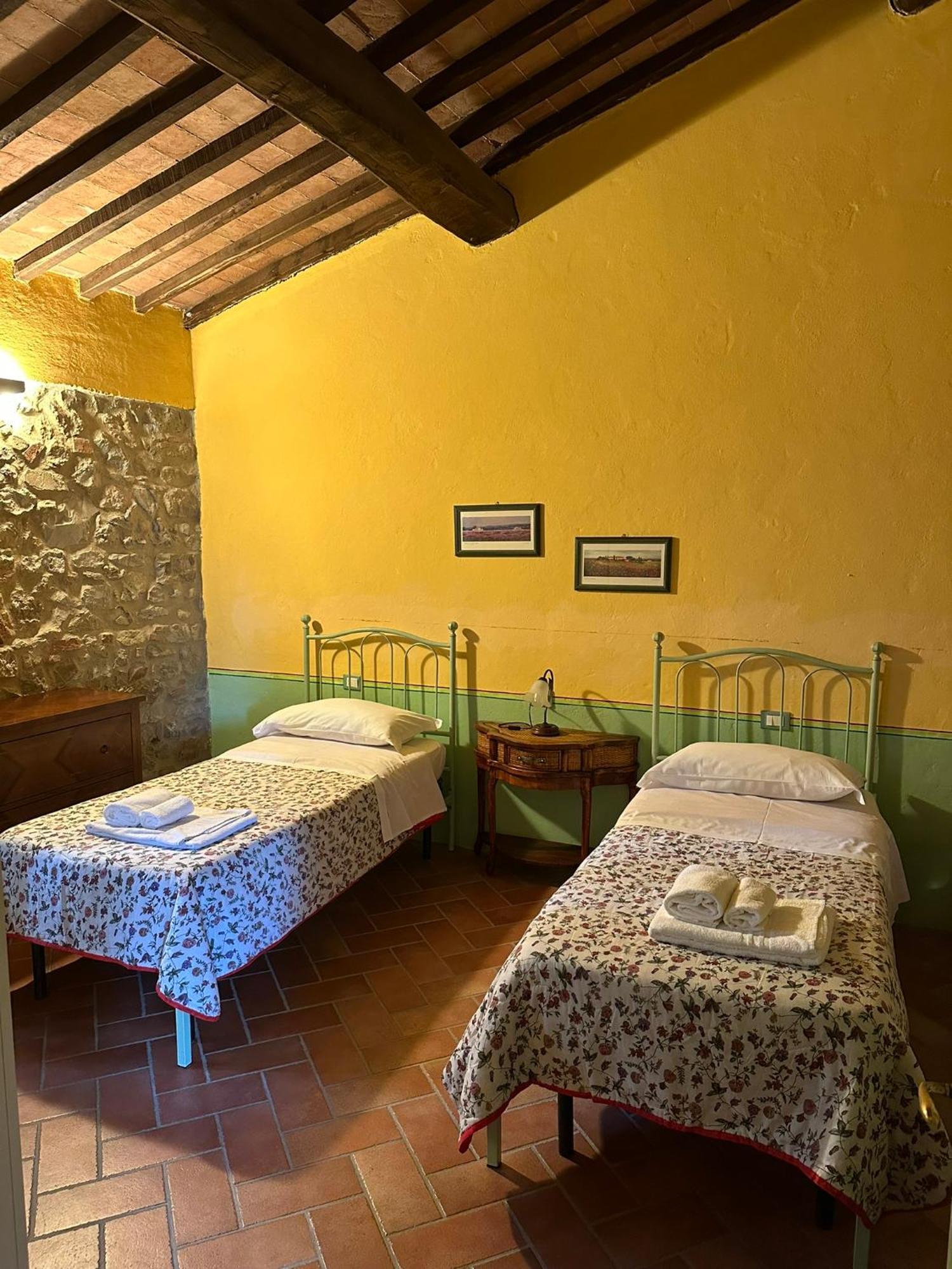 Borgo Tignano Apartamento Casole dʼElsa Exterior foto